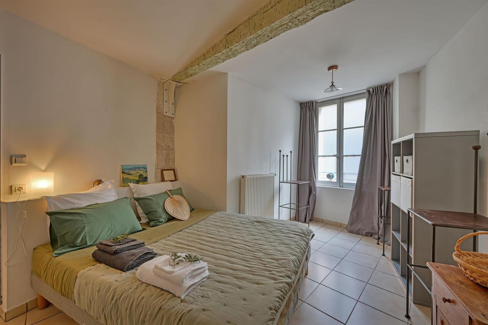 Appartamento Le Provencal - Hyper Centre - Wifi Avignone Esterno foto